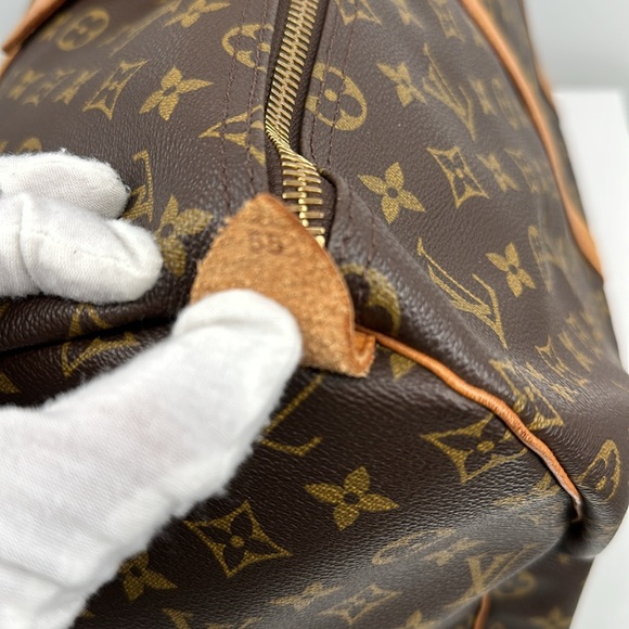 Authenticated Louis Vuitton Monogram Keepall 55 - Picture 10 of 16